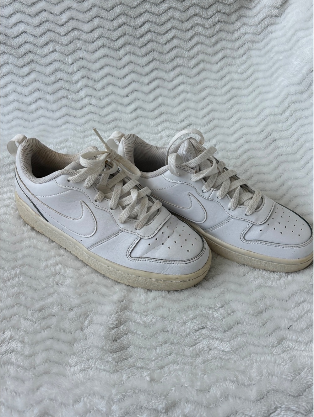 Nike Court Borough Low 2 (GS) – Triple White